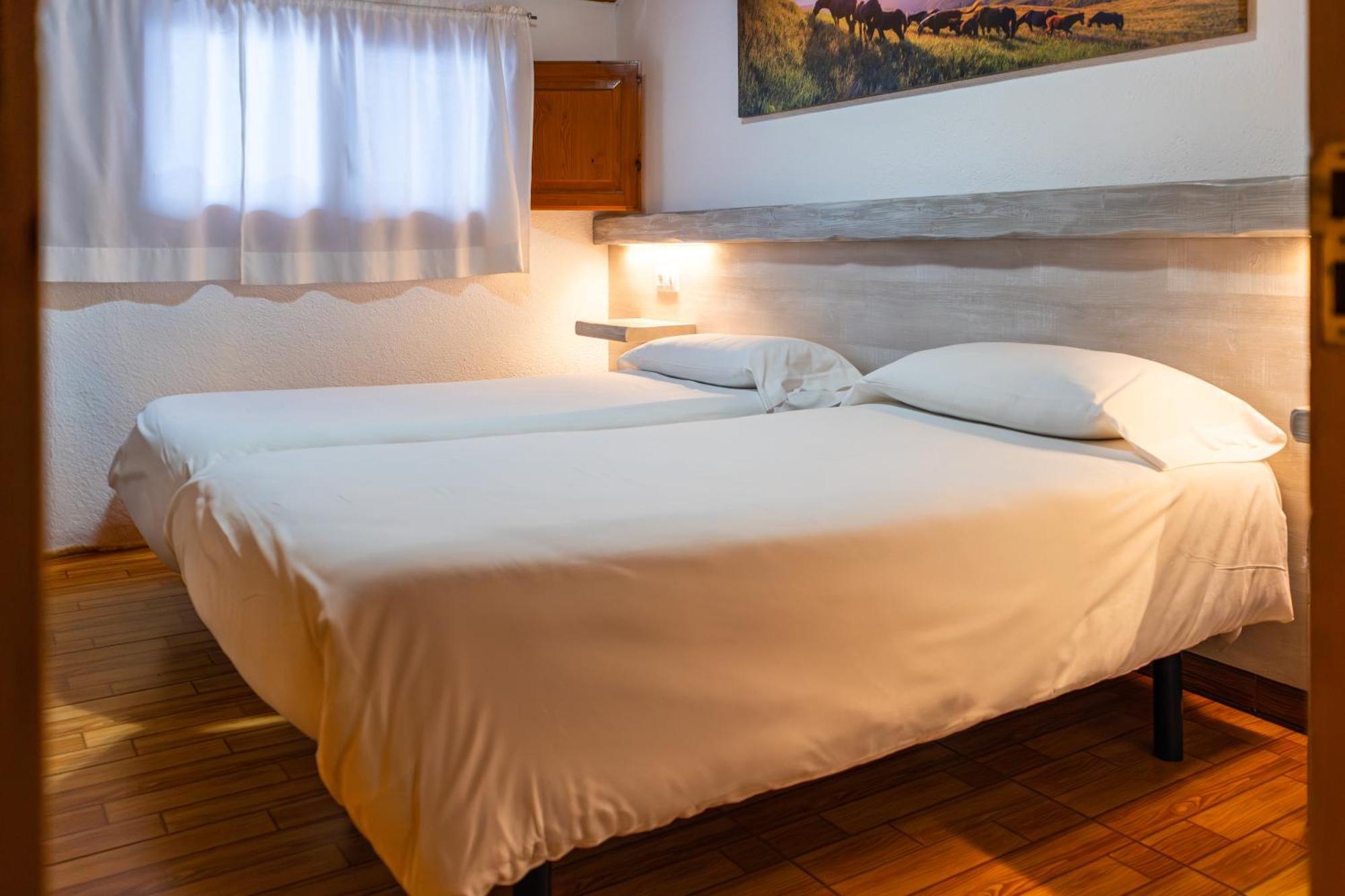 Hostal Casa Palmira Espot Exteriör bild